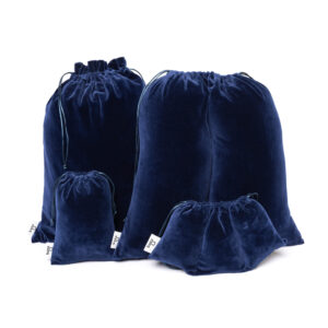 Exclusive 4-piece travel set: navy blue Polish velvet and satin Baga